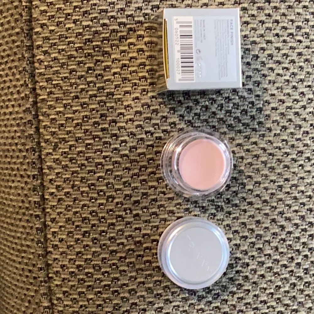 Trinny London Face Finish. Mattifying balm.  Never used.